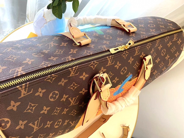 ルイヴィトンバッグ角部分ディテール